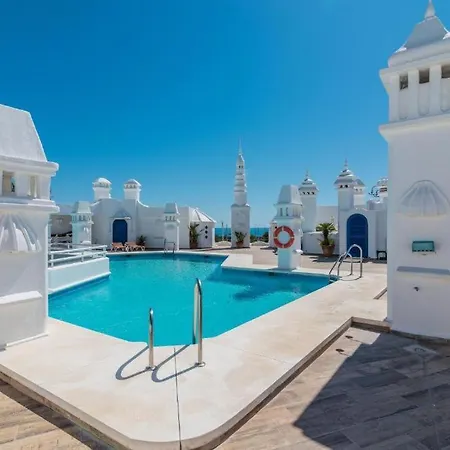 Modern And Luxury 2 Bedroom On Island In The Marina Harbour Benalmádena