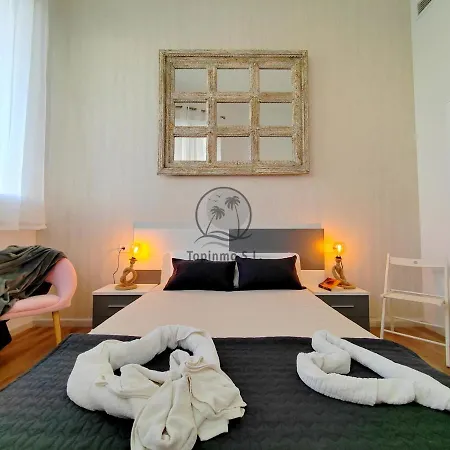 Modern And Luxury 2 Bedroom On Island In The Marina Harbour Benalmádena